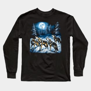 Howling wolf pack fanatsy art Long Sleeve T-Shirt